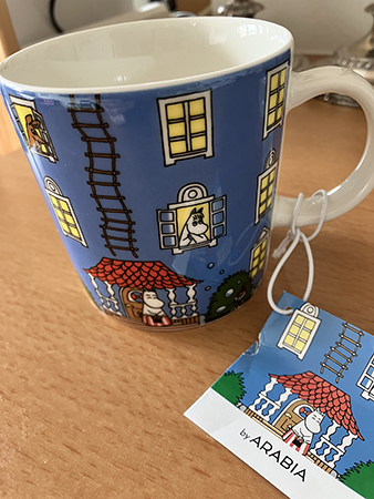 Muminhuset med etikett köpt på Ulva Diversehandel