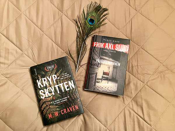 Böckerna Krypskytten och Påfågelmannen Böckerna Krypskytten och Påfågelmannen