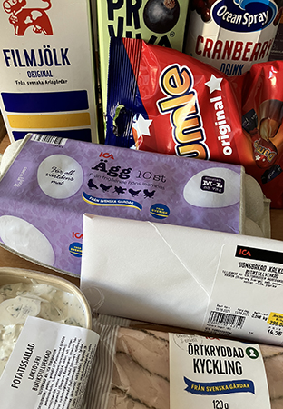 Fil Pro Viva tranbärsdryck Dumlekolor ägg kalkon kyckliong potatissallad