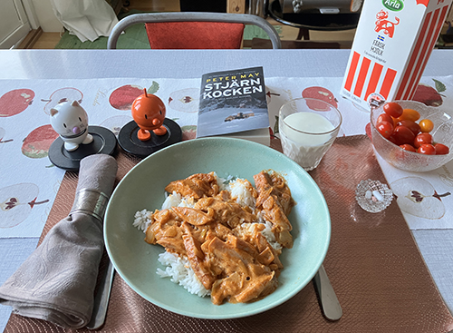 Kycklingkorv Stroganoff med Hopptisarna och Stjärnkocken