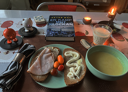 Mackor Thaisoppa Hopptisarna En kamp mot klockan o tända ljus