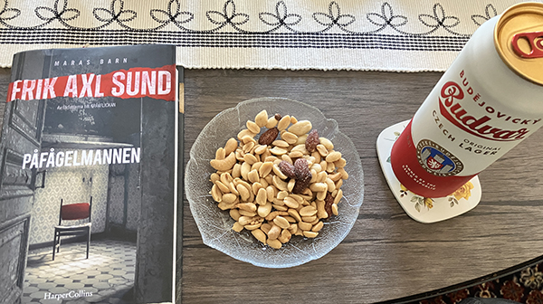 Påfågelmannen nötter och öl