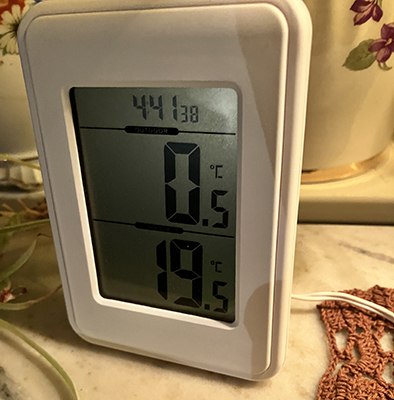 Noll grader utomhus och 19 komma fem i sovrummet