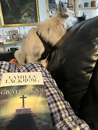 Soffhäng med Baldur och Gråterskan