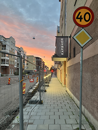 Väderkvarnsgatanvid Kvarnen i soluppgång okt 2025 Väderkvarnsgatanvid Kvarnen i soluppgång okt 2025