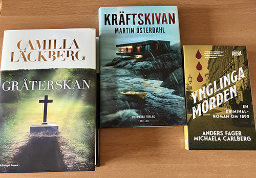 Böckerna Gråterskan Kräftskivan och Ynglingamorden