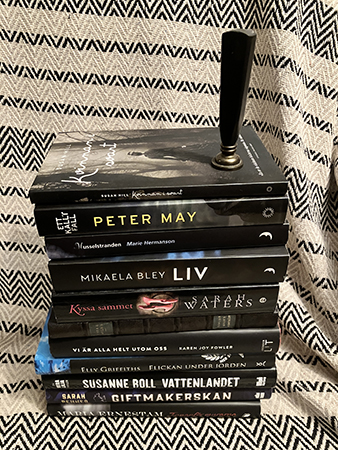 Måndagshögen svart