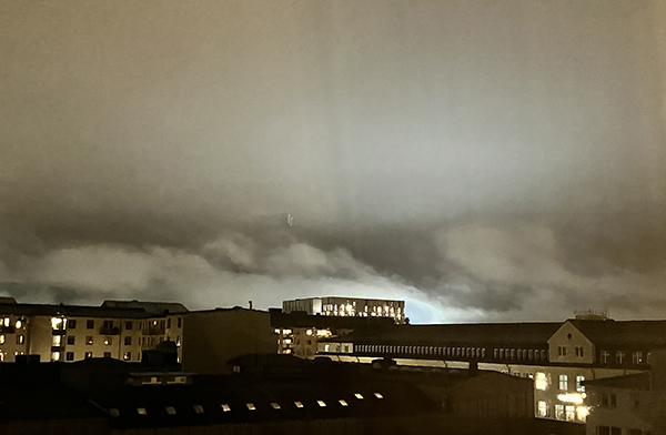 Mörka moln över UKK novemberhimmel