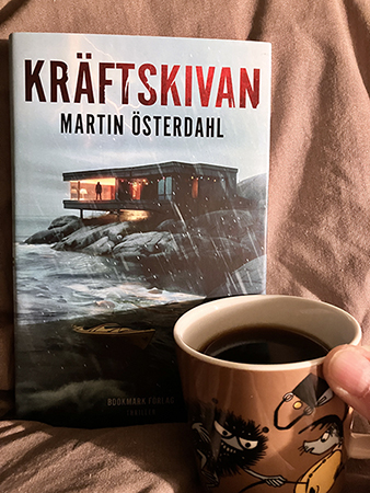 Kräftskivan och kaffe på sängen