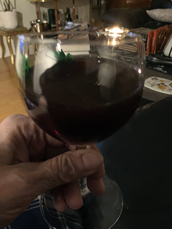 Ett glas rött Casa Tofflan 2017