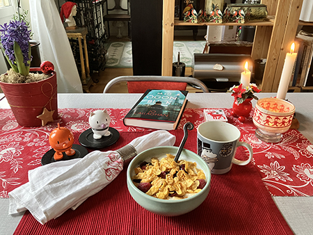 Filfrukost med Hopptisarna hyacint nr 2 fil På ett ögonblick o levande ljus