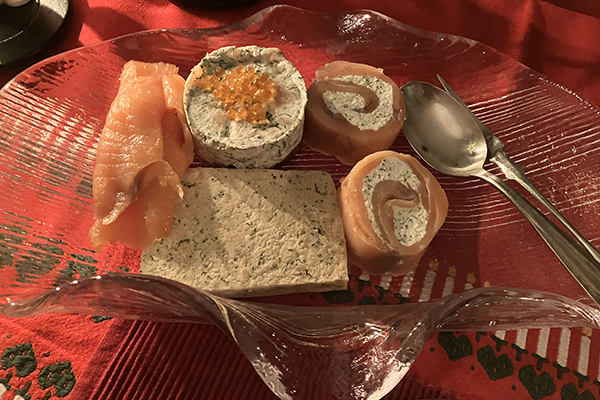 Glasfat med laxgodis nyår 2025