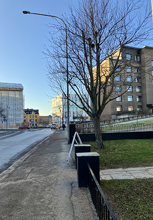 Hjalmar Brantingsgatan med UKK i bakgrunden