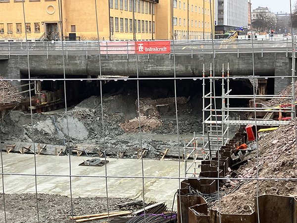 Tunnelbygget St Olof breddarbild från Trillerbutiken 5 dec 2025