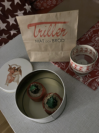 Två Noisette från Triller i ängelburken på köksbordet