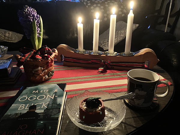 Eftermiddagsfika med Noisette och På ett ögonblick fjärde advent