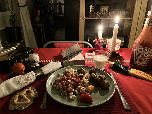 Makaroner och kycklingbullar med Hopptisarna och De fenomenala fruntimren på Grant Hôtel