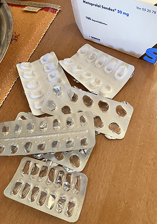 Medicinförpackningar tomma