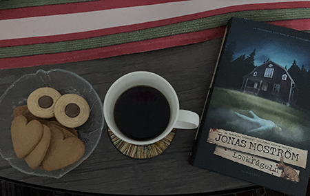 Eftermiddagsfika med Lockfågeln Ballerina o pepparkakor Eftermiddagsfika med Lockfågeln Ballerina o pepparkakor