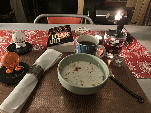 Grötfrukost tisdag med Hopptisarna o Utan dig