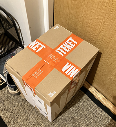 Låda från Vinoteket