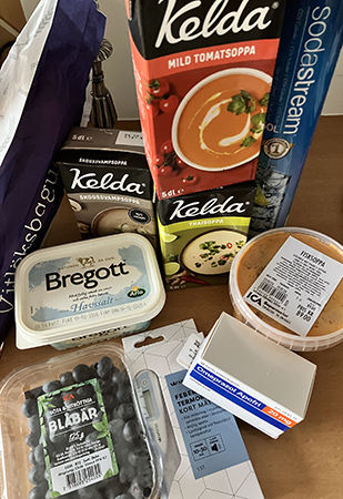 Bröd soppor Bregott bär medicin febertermometer