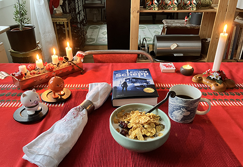 Eftermiddagsfrukost med Hopptisarna levande ljus och Alter ego