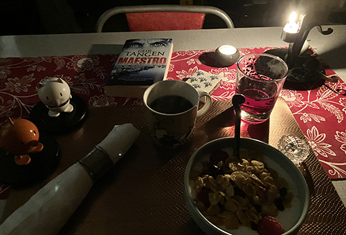 Fredagsfrukost med Maestro o Hopptisarna levande ljus