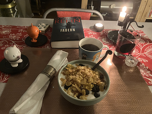 Onsdagsfrukost med Hopptisarna o Fadern levande ljus