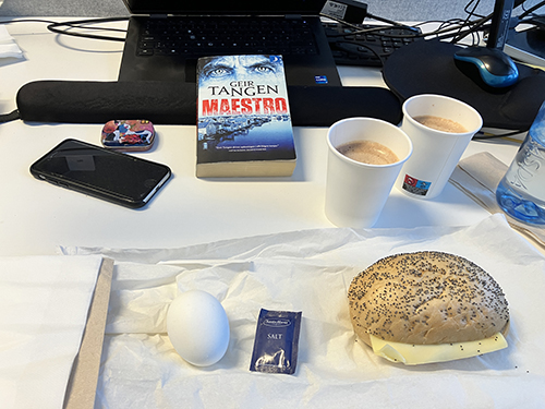 Skrivbordslunch med Maestro