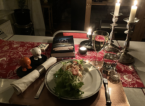 Smörgåstårta Hopptisarna Lockfågeln levande ljus grekiskt vitt vin