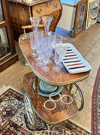 Drinkvagn på Ulva diversehandel