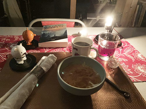 Grötfrukost torsdagsmorgon med Hopptisarna En guds födelse o tända ljus