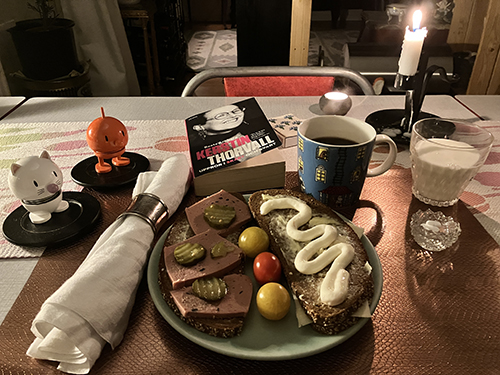 Mackor kaffe o mjölk med Hopptisarna o Kerstin Thorvall Mackor kaffe o mjölk med Hopptisarna o Kerstin Thorvall