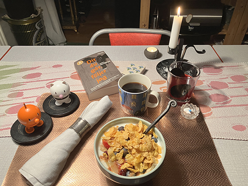 Tisdagsfrukost med fil Hopptisarna o Dit du går följer jag