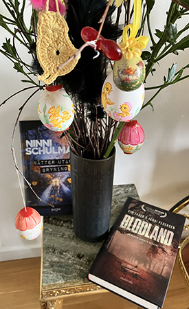 Böckerna Nätter utan gryning och Blodland