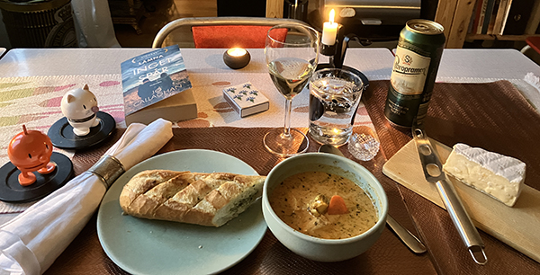 Fisksoppa vitlöksbaguette Hopptisarna Brie Lämna inget spår en öl