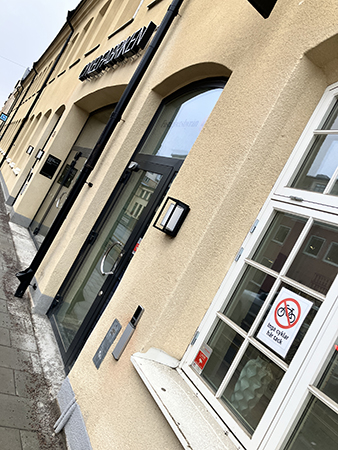 Förbjudet att parkera cyklar utanför Cykelfabriken