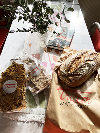 Fröknäcke och havre o russinbröd från Triller Fröknäcke och havre o russinbröd från Triller