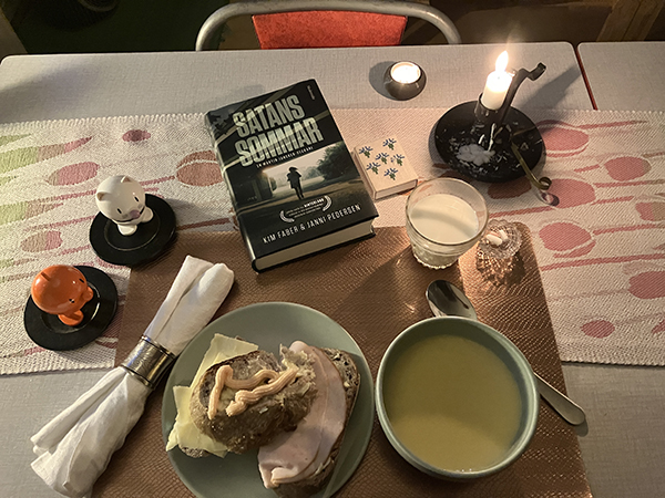 Mackor o Thaisoppa med Hopptisarna o Satans sommar