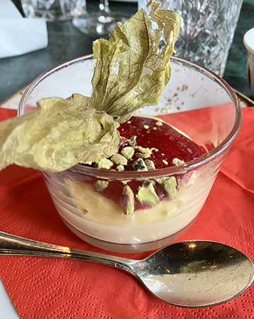 Pannacottadessert Byblos