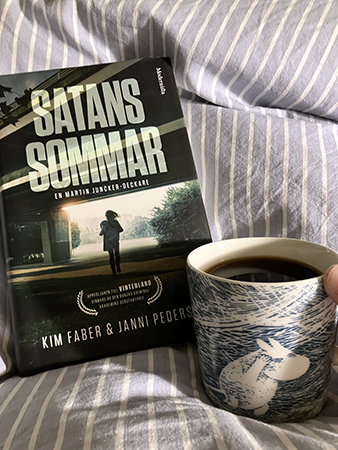 Satans sommar och kaffe på sängen Satans sommar och kaffe på sängen