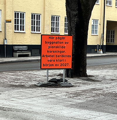 Skylt om planskilda korsningar St Persgatan
