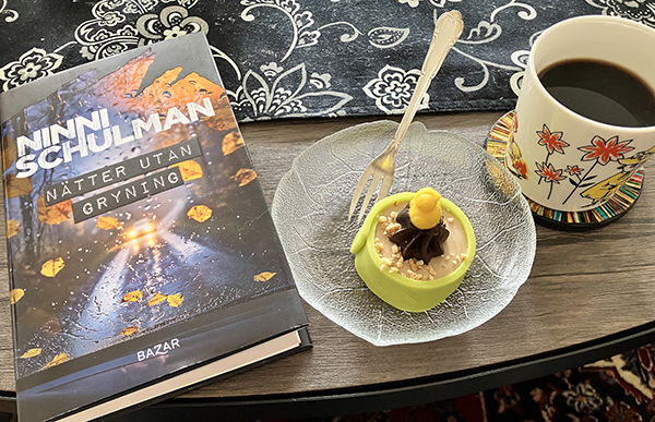 Söndagsfika med Nätter utan gryning och Noisette