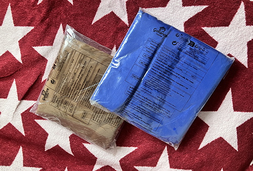 Bruna o blå längre örngott