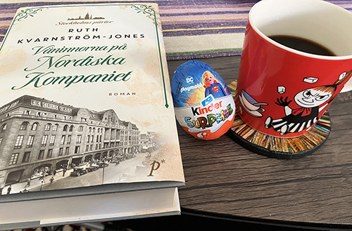 Eftermiddagsfika med Väninnorna på NK Kinderegg o kaffe