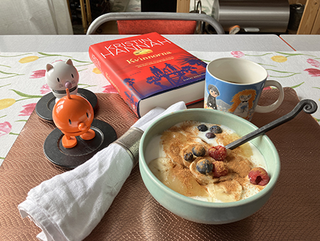 Filfrukost med Hopptisanra och Kvinnorna