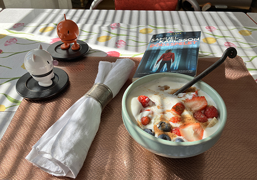 Frukostfil med bär o kanel Hopptisarna och Dödsspelet