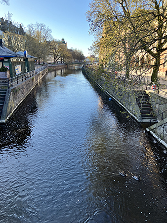 Fyrisån 27 apr 2026 fr Nybron