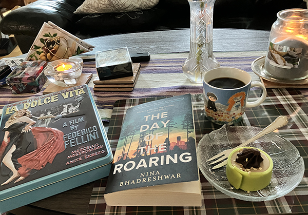 Påskaftonsfika med La dolce vitachokladask The day of the roaring o Noisette